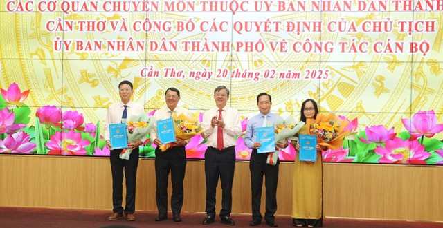 Chủ tịch UBND TP Cần Thơ bổ nhiệm lãnh đạo các Sở sau hợp nhất- Ảnh 2.