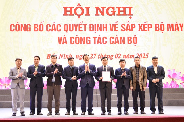 Bắc Ninh công bố các Quyết định về sắp xếp bộ máy, bổ nhiệm lãnh đạo Sở- Ảnh 6.