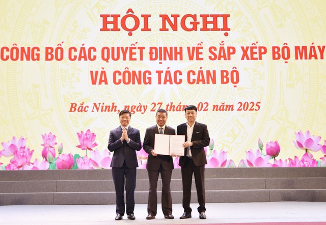 Bắc Ninh công bố các Quyết định về sắp xếp bộ máy, bổ nhiệm lãnh đạo Sở- Ảnh 8.