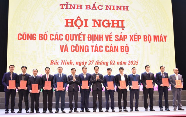 Bắc Ninh công bố các Quyết định về sắp xếp bộ máy, bổ nhiệm lãnh đạo Sở- Ảnh 7.