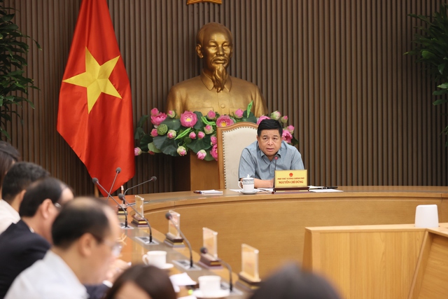 Phó Thủ tướng Nguyễn Chí Dũng: Tập trung toàn bộ sức lực, trí tuệ, thời gian để hoàn thiện Đề án phát triển kinh tế tư nhân- Ảnh 2. Phó Thủ tướng Nguyễn Chí Dũng: Tập trung toàn bộ sức lực, trí tuệ, thời gian để hoàn thiện Đề án phát triển kinh tế tư nhân- Ảnh 2.