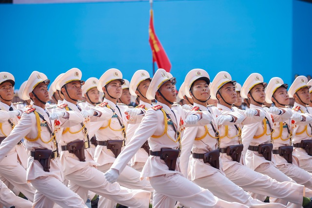 TOÀN CẢNH LỄ DIỄU BINH, DIỄU HÀNH KỶ NIỆM 50 NGÀY GIẢI PHÓNG MIỀN NAM, THỐNG NHẤT ĐẤT NƯỚC: HÀO HÙNG ĐI GIỮA LÒNG NHÂN DÂN- Ảnh 55.