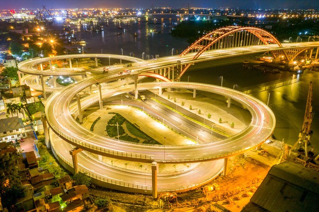 HẢI PHÒNG HẠ QUYẾT TÂM CHIẾN LƯỢC, TIẾN VÀO THỜI KỲ PHÁT TRIỂN 'BÙNG NỔ', VƯƠN TẦM KHU VỰC- Ảnh 4. HẢI PHÒNG HẠ QUYẾT TÂM CHIẾN LƯỢC, TIẾN VÀO THỜI KỲ PHÁT TRIỂN 'BÙNG NỔ', VƯƠN TẦM KHU VỰC- Ảnh 4.