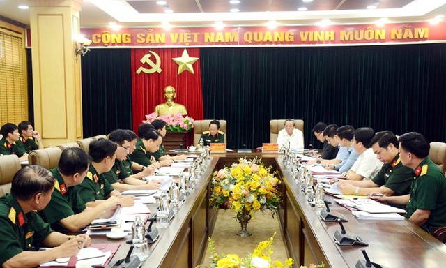 SẮP XẾP BỘ MÁY: Cho ý kiến về tổ chức, hoạt động, bố trí Chỉ huy trưởng Ban Chỉ huy Quân sự cấp xã theo mô hình mới- Ảnh 1.