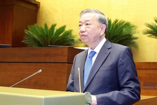 TỔNG BÍ THƯ TÔ LÂM: THẮP LÊN NGỌN LỬA ĐỔI MỚI - KHÁT VỌNG - HÀNH ĐỘNG, VÌ MỘT VIỆT NAM GIÀU MẠNH, PHỒN VINH, HÙNG CƯỜNG- Ảnh 4. TỔNG BÍ THƯ TÔ LÂM: THẮP LÊN NGỌN LỬA ĐỔI MỚI - KHÁT VỌNG - HÀNH ĐỘNG, VÌ MỘT VIỆT NAM GIÀU MẠNH, PHỒN VINH, HÙNG CƯỜNG- Ảnh 4.