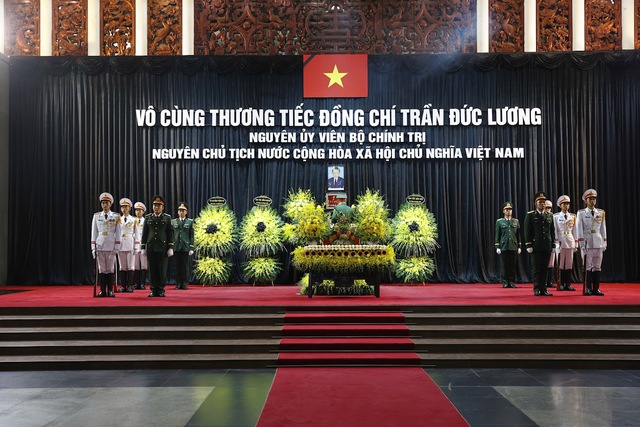 LỄ QUỐC TANG NGUYÊN CHỦ TỊCH NƯỚC TRẦN ĐỨC LƯƠNG- Ảnh 1. LỄ QUỐC TANG NGUYÊN CHỦ TỊCH NƯỚC TRẦN ĐỨC LƯƠNG- Ảnh 1.