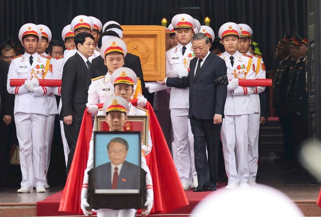 LỄ QUỐC TANG NGUYÊN CHỦ TỊCH NƯỚC TRẦN ĐỨC LƯƠNG- Ảnh 36.
