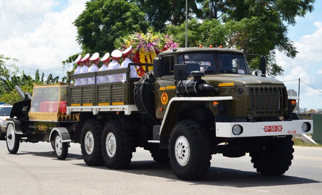 LỄ QUỐC TANG NGUYÊN CHỦ TỊCH NƯỚC TRẦN ĐỨC LƯƠNG- Ảnh 12.