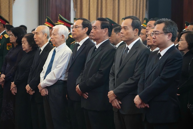 LỄ QUỐC TANG NGUYÊN CHỦ TỊCH NƯỚC TRẦN ĐỨC LƯƠNG- Ảnh 21.