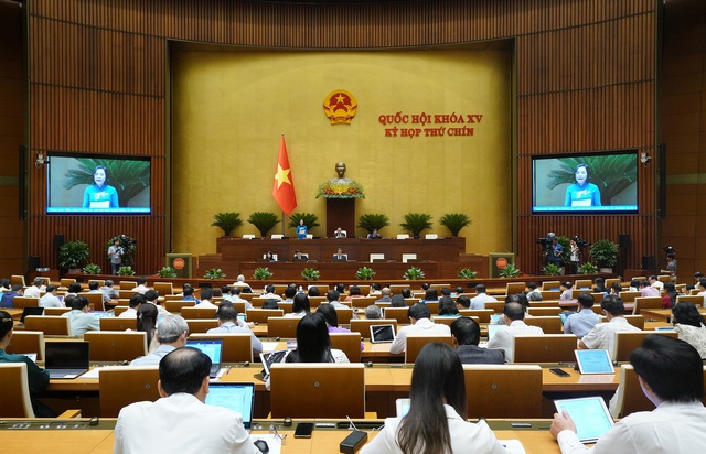 Sửa đổi, bổ sung Hiến pháp: Làm rõ hơn vai trò của MTTQ và Công đoàn Việt Nam; đề xuất chỉ định nhân sự lãnh đạo HĐND, UBND trong năm 2025- Ảnh 1. Sửa đổi, bổ sung Hiến pháp: Làm rõ hơn vai trò của MTTQ và Công đoàn Việt Nam; đề xuất chỉ định nhân sự lãnh đạo HĐND, UBND trong năm 2025- Ảnh 1.