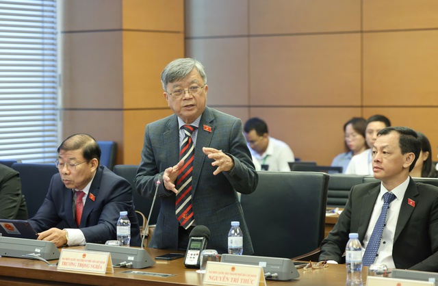 Cán bộ, công chức làm nhiều, hiệu quả cao phải được hưởng nhiều; xóa bỏ biên chế suốt đời phải đổi mới cách đánh giá- Ảnh 4. Cán bộ, công chức làm nhiều, hiệu quả cao phải được hưởng nhiều; xóa bỏ biên chế suốt đời phải đổi mới cách đánh giá- Ảnh 4.
