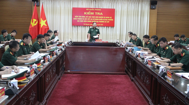 Khẩn trương sắp xếp cơ quan quân sự địa phương; chuyển giao lực lượng từ Bộ Tư lệnh BĐBP về Bộ Chỉ huy Quân sự tỉnh- Ảnh 2. Khẩn trương sắp xếp cơ quan quân sự địa phương; chuyển giao lực lượng từ Bộ Tư lệnh BĐBP về Bộ Chỉ huy Quân sự tỉnh- Ảnh 2.