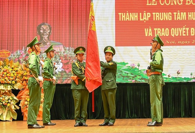 Giải thể 44 Bộ Chỉ huy Bộ đội Biên phòng; thành lập Trung tâm Huấn luyện-Cơ động Tây Bắc- Ảnh 1.