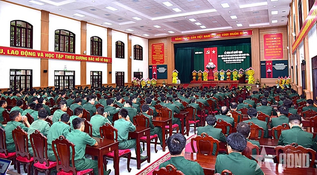 Công bố quyết định đối với các đơn vị thuộc Quân khu 9- Ảnh 3. Công bố quyết định đối với các đơn vị thuộc Quân khu 9- Ảnh 3.
