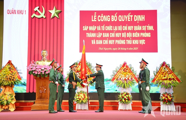 Sáp nhập và tổ chức lại Bộ Chỉ huy Quân sự tỉnh tại Quân khu 1- Ảnh 4. Sáp nhập và tổ chức lại Bộ Chỉ huy Quân sự tỉnh tại Quân khu 1- Ảnh 4.