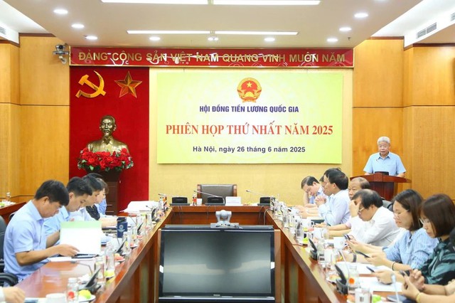 Đề xuất phương án TĂNG LƯƠNG tối thiểu vùng- Ảnh 1. Đề xuất phương án TĂNG LƯƠNG tối thiểu vùng- Ảnh 1.