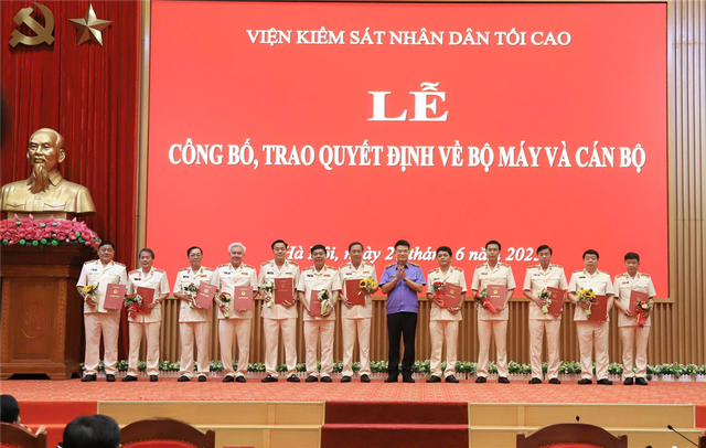 SẮP SẾP bộ máy: Điều động, bổ nhiệm nhân sự Viện Kiểm sát nhân dân- Ảnh 6. SẮP SẾP bộ máy: Điều động, bổ nhiệm nhân sự Viện Kiểm sát nhân dân- Ảnh 6.