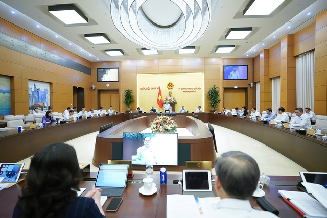 UBTVQH cho ý kiến đề án sắp xếp cấp tỉnh; xem xét thông qua về nguyên tắc các nghị quyết về sắp xếp cấp xã- Ảnh 3.