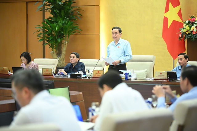 UBTVQH cho ý kiến đề án sắp xếp cấp tỉnh; xem xét thông qua về nguyên tắc các nghị quyết về sắp xếp cấp xã- Ảnh 2.