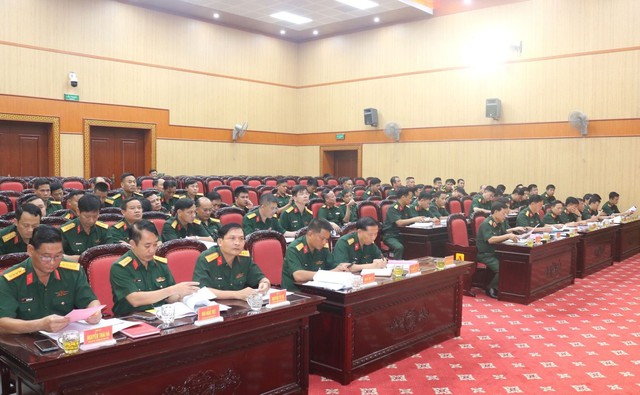 Kiểm tra công tác chuẩn bị triển khai sắp xếp, điều chỉnh tổ chức cơ quan Quân sự địa phương- Ảnh 4. Kiểm tra công tác chuẩn bị triển khai sắp xếp, điều chỉnh tổ chức cơ quan Quân sự địa phương- Ảnh 4.