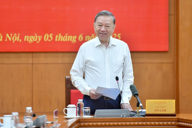 Tổng Bí thư Tô Lâm: Công tác hoàn thiện thể chế pháp luật phải mở đường cho kiến tạo phát triển- Ảnh 4. Tổng Bí thư Tô Lâm: Công tác hoàn thiện thể chế pháp luật phải mở đường cho kiến tạo phát triển- Ảnh 4.