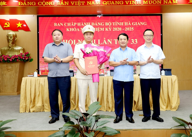 Ban Bí thư chuẩn y nhân sự 3 địa phương- Ảnh 6. Ban Bí thư chuẩn y nhân sự 3 địa phương- Ảnh 6.