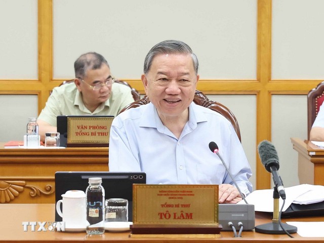 Tổng Bí thư Tô Lâm: Bố trí, sắp xếp cán bộ đúng nguyên tắc, không để phát sinh vấn đề phức tạp nội bộ- Ảnh 2. Tổng Bí thư Tô Lâm: Bố trí, sắp xếp cán bộ đúng nguyên tắc, không để phát sinh vấn đề phức tạp nội bộ- Ảnh 2.