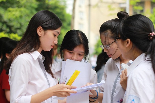 Tra cứu ĐIỂM THI TỐT NGHIỆP; phân tích PHỔ ĐIỂM; các mốc thời gian TUYỂN SINH ĐHCĐ 2025 CẦN GHI NHỚ- Ảnh 2.