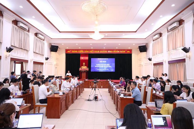 PHỔ ĐIỂM 2025 ảnh hưởng thế nào đến TUYỂN SINH ĐẠI HỌC?- Ảnh 1. PHỔ ĐIỂM 2025 ảnh hưởng thế nào đến TUYỂN SINH ĐẠI HỌC?- Ảnh 1.