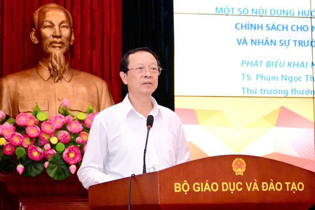 Nghiên cứu, ban hành 3 nghị định và 10 thông tư để hướng dẫn thi hành Luật Nhà giáo- Ảnh 1.