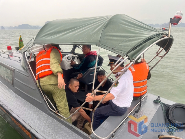 CẬP NHẬT: KHẨN CẤP CỨU NẠN, CỨU HỘ vụ ĐẮM TÀU DU LỊCH TRÊN VỊNH HẠ LONG- Ảnh 38. CẬP NHẬT: KHẨN CẤP CỨU NẠN, CỨU HỘ vụ ĐẮM TÀU DU LỊCH TRÊN VỊNH HẠ LONG- Ảnh 38.