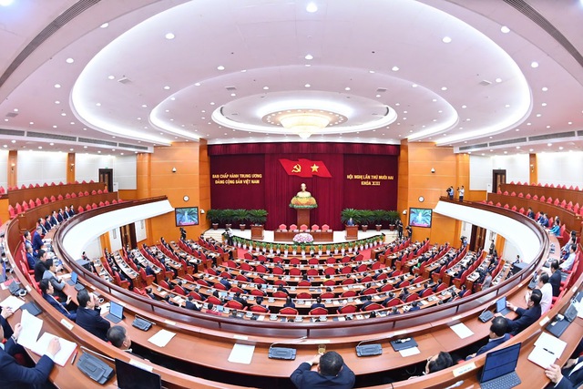 THÔNG BÁO HỘI NGHỊ LẦN THỨ 12 BAN CHẤP HÀNH TRUNG ƯƠNG ĐẢNG KHÓA XIII- Ảnh 1. THÔNG BÁO HỘI NGHỊ LẦN THỨ 12 BAN CHẤP HÀNH TRUNG ƯƠNG ĐẢNG KHÓA XIII- Ảnh 1.