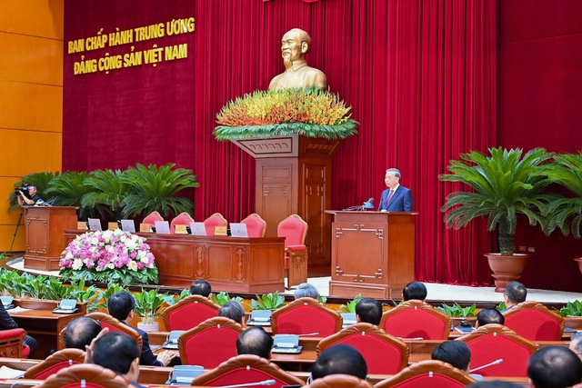 THÔNG BÁO HỘI NGHỊ LẦN THỨ 12 BAN CHẤP HÀNH TRUNG ƯƠNG ĐẢNG KHÓA XIII- Ảnh 4. THÔNG BÁO HỘI NGHỊ LẦN THỨ 12 BAN CHẤP HÀNH TRUNG ƯƠNG ĐẢNG KHÓA XIII- Ảnh 4.