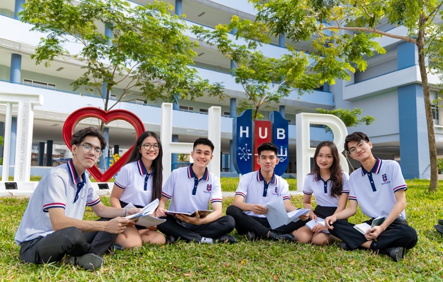 Điểm sàn Trường Đại học Ngân hàng TPHCM 2025- Ảnh 1.
