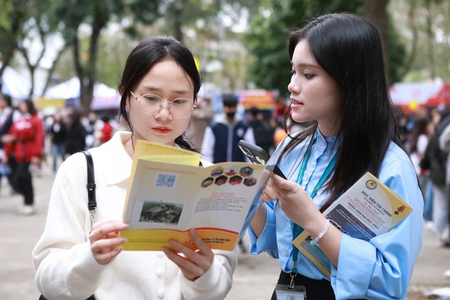 Điểm sàn tuyển sinh năm 2025 của Học viện Tài chính - Ảnh 1.