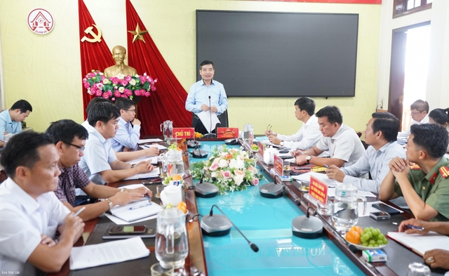 Khẩn trương rà soát, hướng dẫn tháo gỡ vướng mắc tài chính cho chính quyền cấp xã- Ảnh 1. Khẩn trương rà soát, hướng dẫn tháo gỡ vướng mắc tài chính cho chính quyền cấp xã- Ảnh 1.
