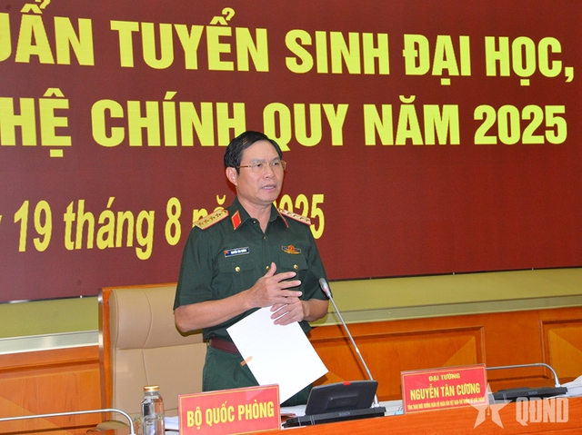 TUYỂN SINH QUÂN SỰ 2025: Hoàn chỉnh điểm chuẩn vào các trường Quân đội- Ảnh 1.