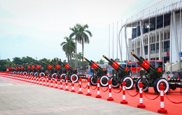 Tổng hợp luyện DIỄU BINH, DIỄU HÀNH: 'Nhuộm đỏ' các tuyến phố Thủ đô chờ đón những bước chân oai hùng- Ảnh 27.