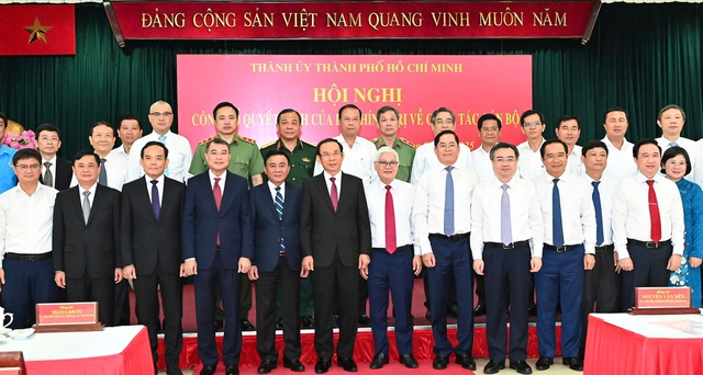 Đồng chí Trần Lưu Quang giữ chức Bí thư Thành ủy Thành phố Hồ Chí Minh- Ảnh 4.
