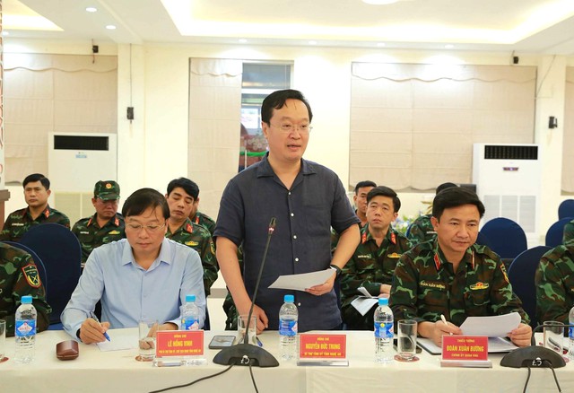 Khẩn trương khắc phục hậu quả bão số 5; triển khai ngay phương án ứng phó mưa lũ sau bão- Ảnh 4. Khẩn trương khắc phục hậu quả bão số 5; triển khai ngay phương án ứng phó mưa lũ sau bão- Ảnh 4.
