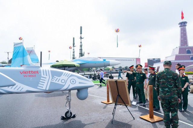 'Trình làng' Pháo tự hành hạng nặng, UAV đa năng tầm xa... Make in Vietnam- Ảnh 9.