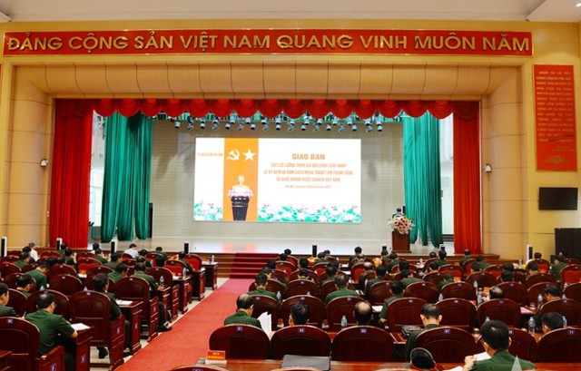 Đánh giá kết quả thực hiện nhiệm vụ diễu binh, diễu hành A80- Ảnh 1. Đánh giá kết quả thực hiện nhiệm vụ diễu binh, diễu hành A80- Ảnh 1.