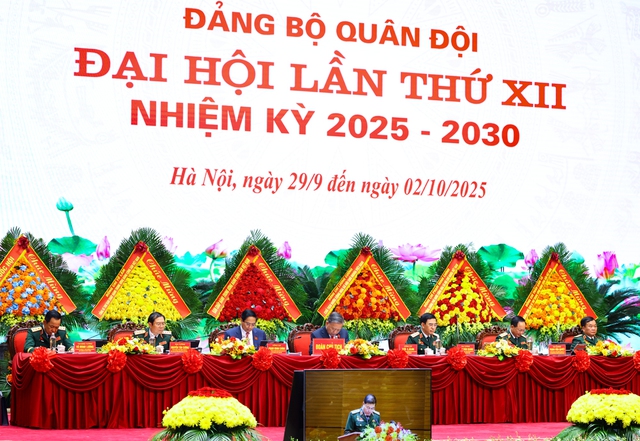 KHAI MẠC TRỌNG THỂ ĐẠI HỘI ĐẠI BIỂU ĐẢNG BỘ QUÂN ĐỘI NHIỆM KỲ 2025-2030- Ảnh 4. KHAI MẠC TRỌNG THỂ ĐẠI HỘI ĐẠI BIỂU ĐẢNG BỘ QUÂN ĐỘI NHIỆM KỲ 2025-2030- Ảnh 4.