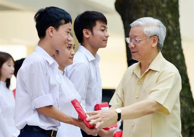 TOÀN CẢNH: LỄ KHAI GIẢNG ĐẶC BIỆT và Kỷ niệm 80 năm thành lập Bộ Quốc gia Giáo dục- Ảnh 60.