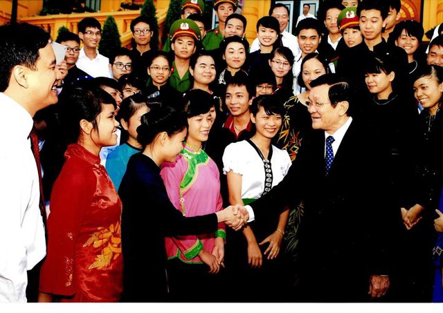 TOÀN CẢNH: LỄ KHAI GIẢNG ĐẶC BIỆT và Kỷ niệm 80 năm thành lập Bộ Quốc gia Giáo dục- Ảnh 59.