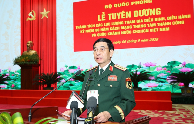 Tuyên dương thành tích các lực lượng tham gia diễu binh, diễu hành A80- Ảnh 2. Tuyên dương thành tích các lực lượng tham gia diễu binh, diễu hành A80- Ảnh 2.