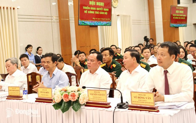 Bổ nhiệm 95 sĩ quan làm Chỉ huy trưởng Ban Chỉ huy quân sự xã, phường- Ảnh 1.