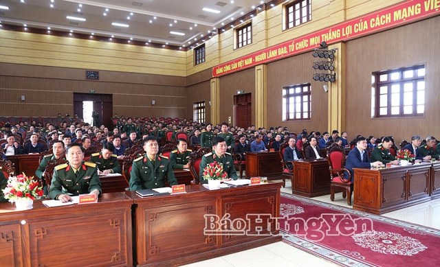 Tổ chức lại Ban Chỉ huy quân sự cấp xã, trao quyết định bổ nhiệm 104 tân Chỉ huy trưởng- Ảnh 1.