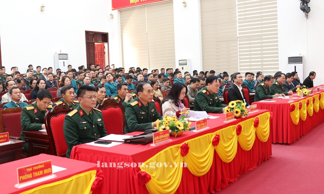 Sắp xếp, bổ nhiệm 65 cán bộ về Ban Chỉ huy quân sự cấp xã- Ảnh 1.