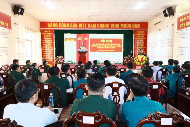 Điều động, bổ nhiệm 32 sĩ quan giữ chức Chỉ huy trưởng Ban Chỉ huy Quân sự xã, phường- Ảnh 1.